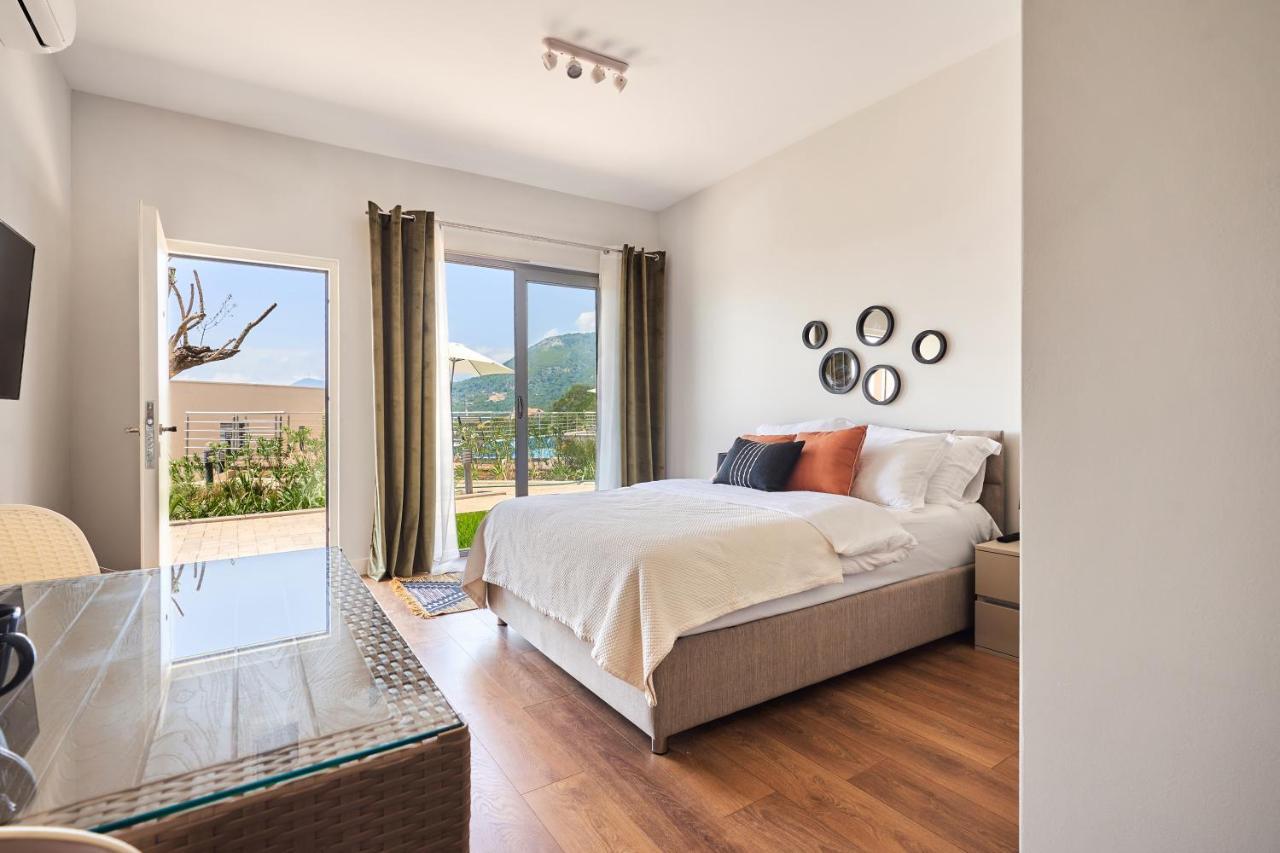 Casa Montenegro Residence Τίβατ Εξωτερικό φωτογραφία